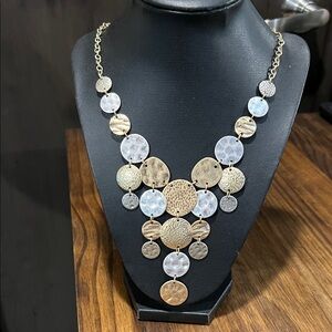 Elegant Gold and Silver Textured Disc segmented Necklace PLUS Earrings Set 🆕